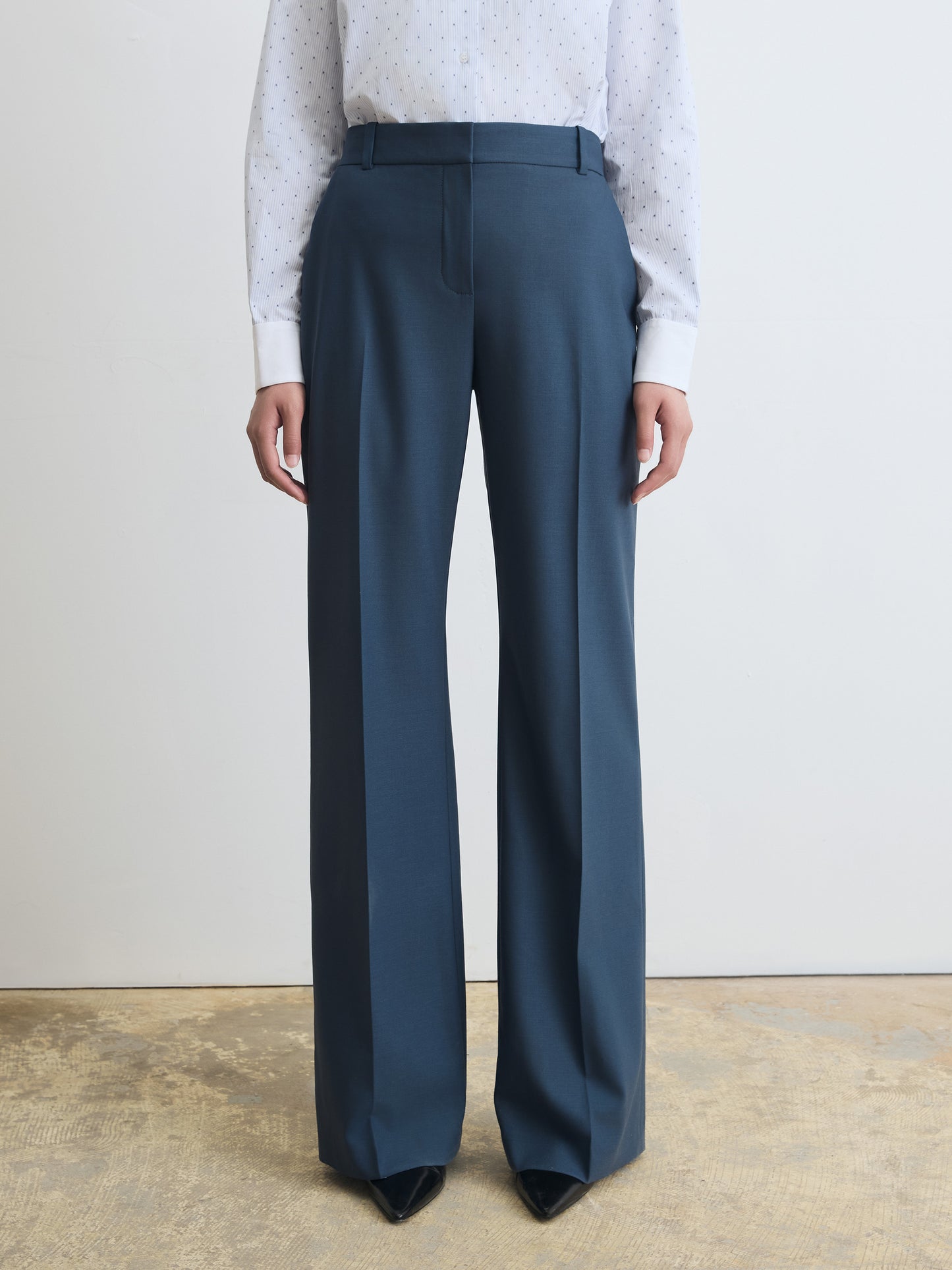Classic Stretch Wool Pant