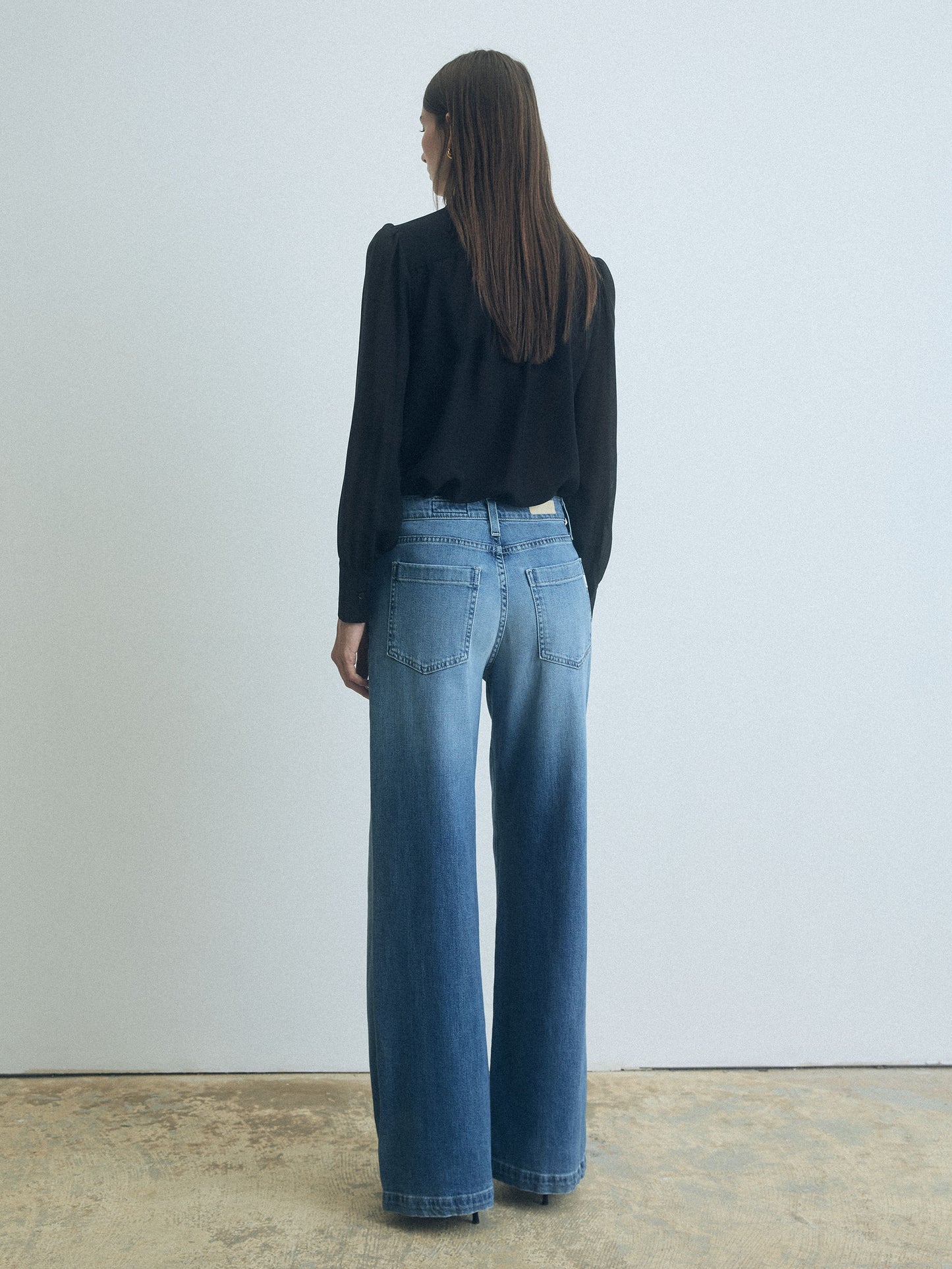 Blouse en Soie avec Col Chemise Classique