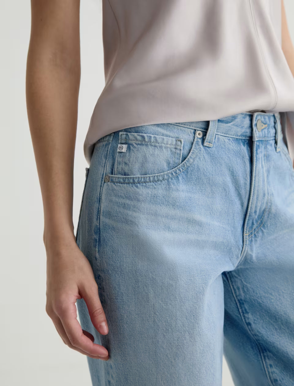 AG Jean Low-Rise Wide Leg Jean