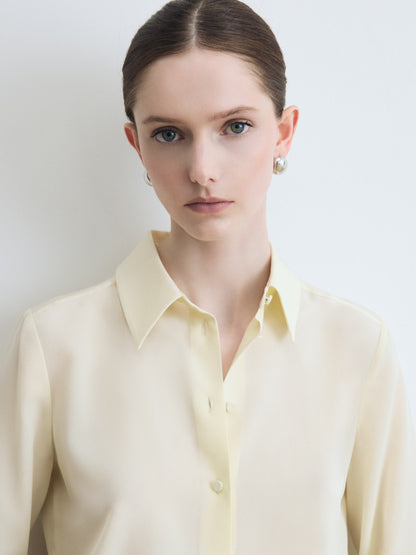Chemise en Soie Col Ouvert