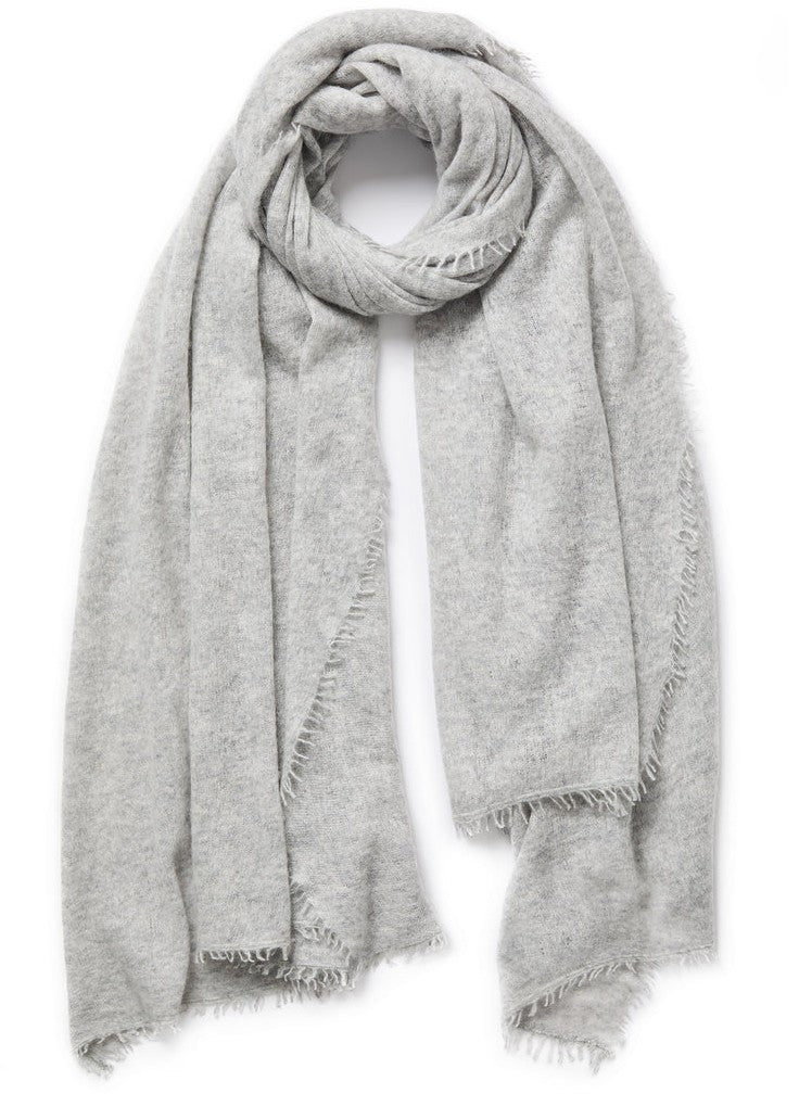 Judith and Charles x JANECARR Luxe scarf, mist, knitted from burgundy pure cashmere, softly brushed for a cosy texture, finished with fringed ends, luxurious and enveloping wrap.