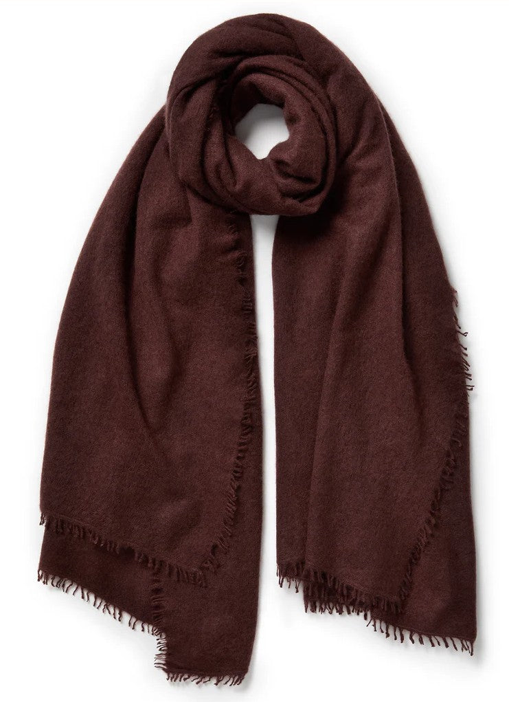Judith and Charles x JANECARR Luxe scarf, rosewood, knitted from burgundy pure cashmere, softly brushed for a cosy texture, finished with fringed ends, luxurious and enveloping wrap.