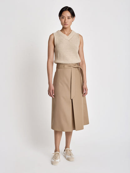 Belted poplin skirt