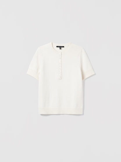 Flat of Off white crew‑neck Henley in organic GOTS cotton with a refined half‑placket. Italian fabric.