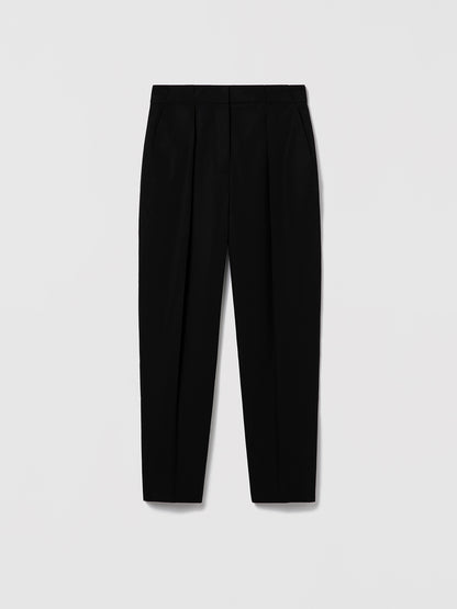 Carrot leg pleated pant