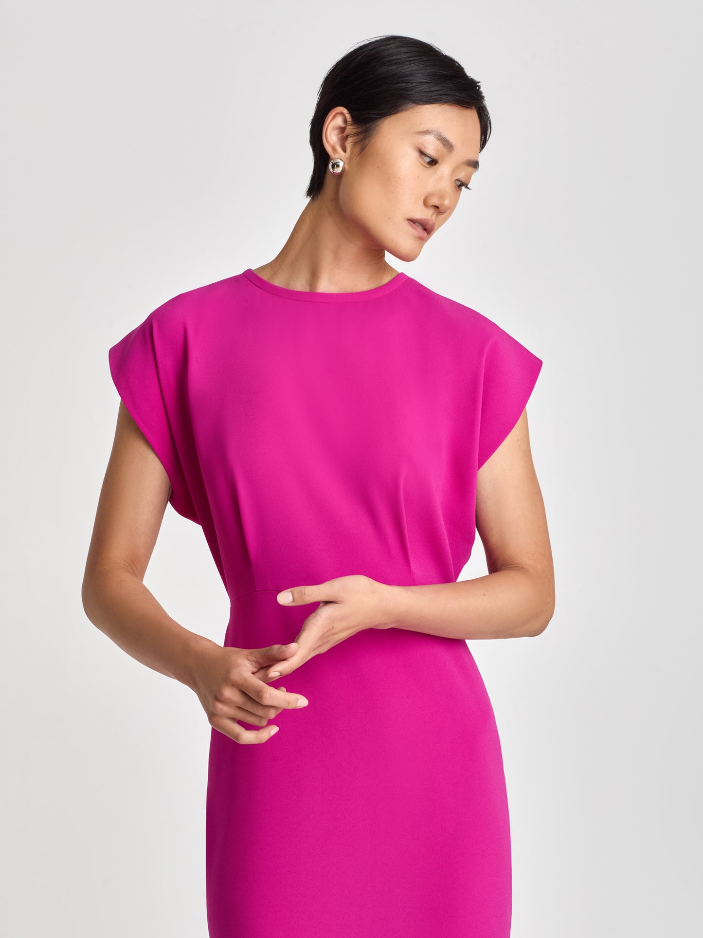 Robe Ajustée à Col Rond
